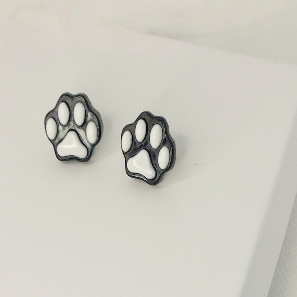 Black and White Kitty Studs