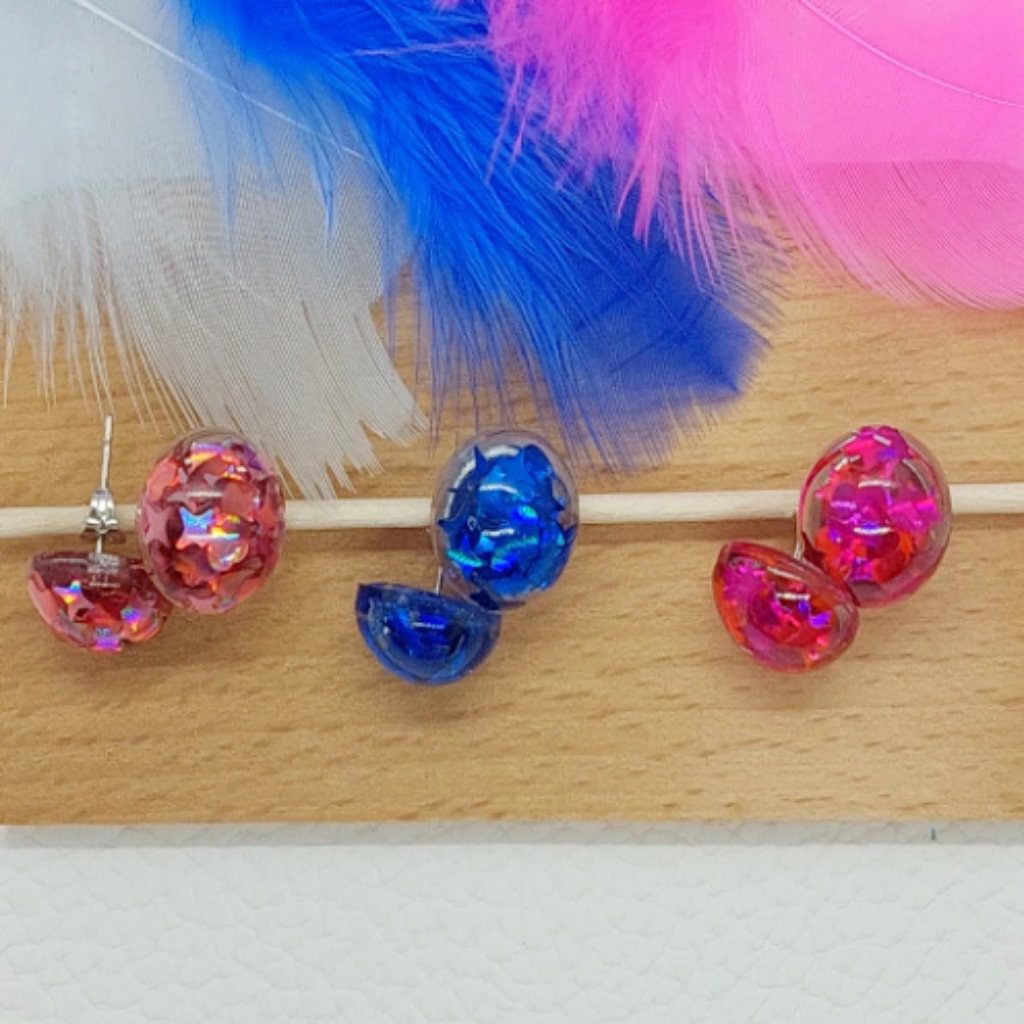 Stud Resin Earrings with Hearts